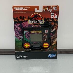 Hasbro Jurassic Park Electronic LCD Handheld Video Game-New